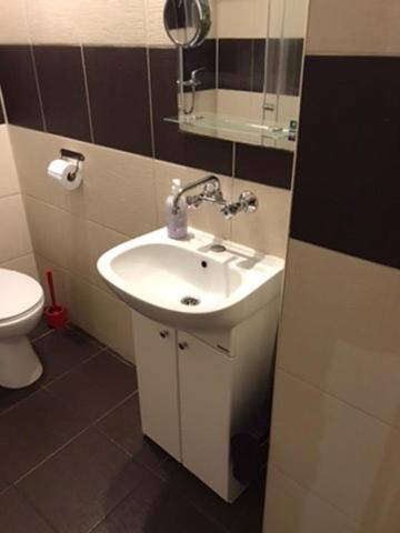 Studio Red And White Apartment Lodz  Luaran gambar
