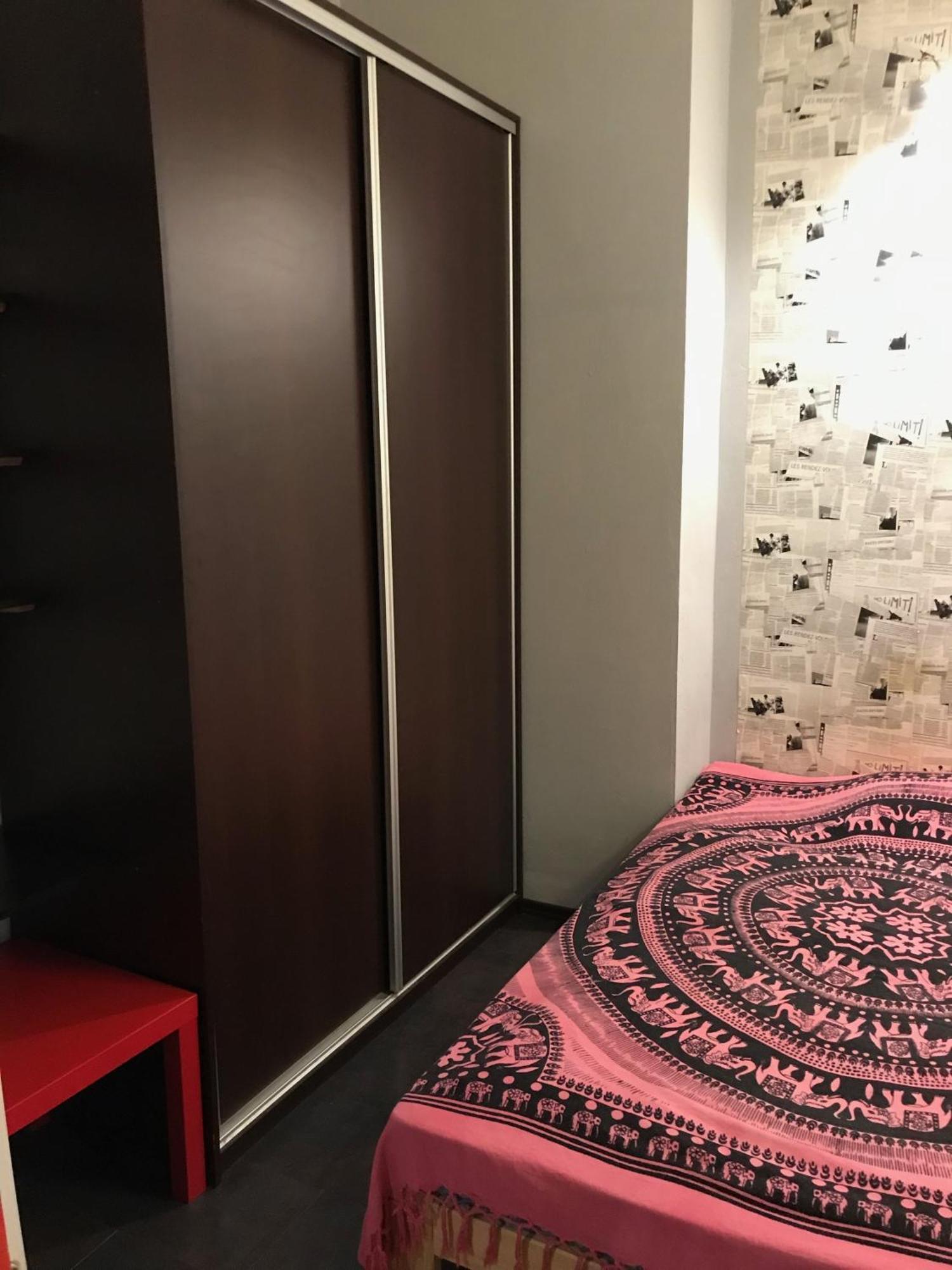 Studio Red And White Apartment Lodz  Luaran gambar